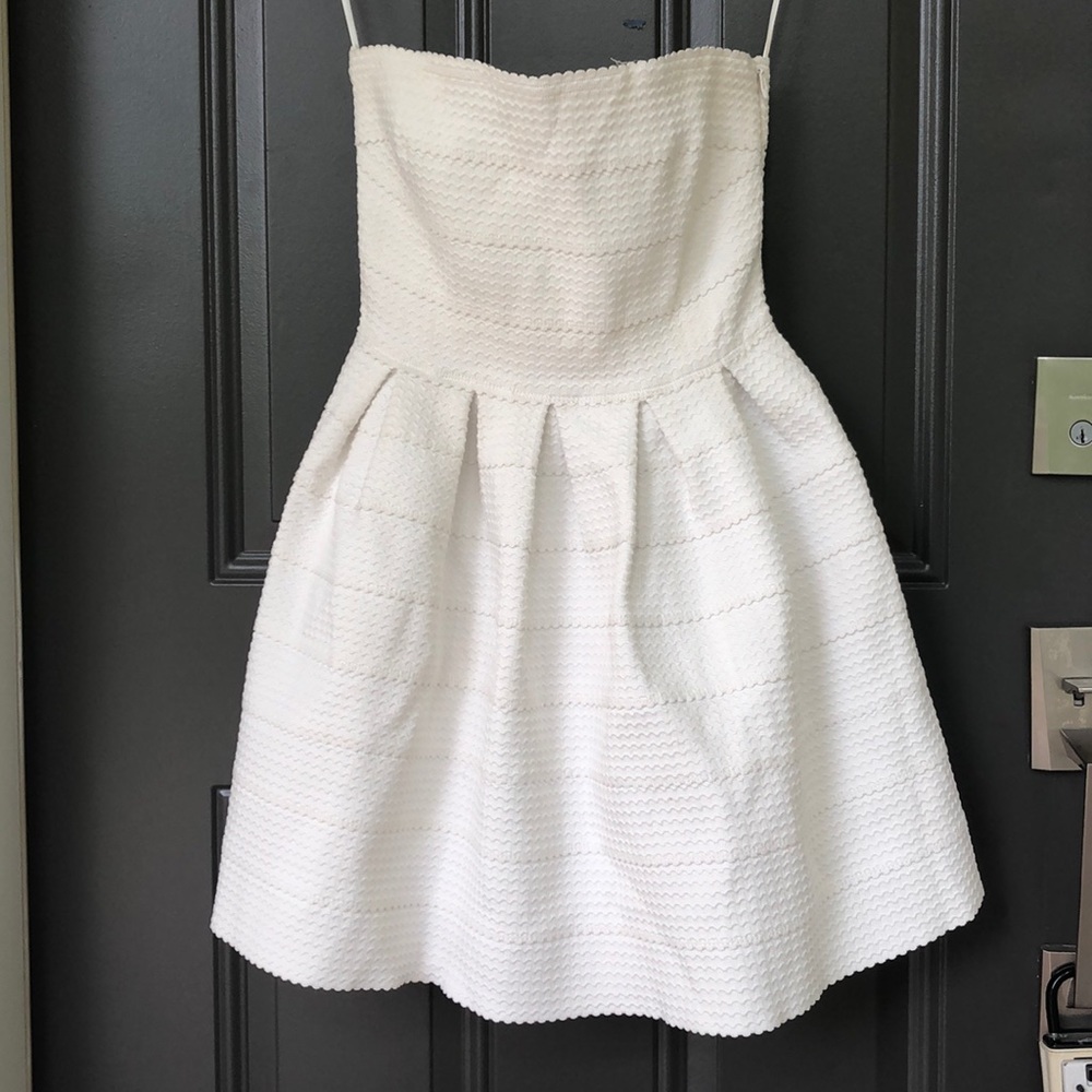 Strapless bandage dress